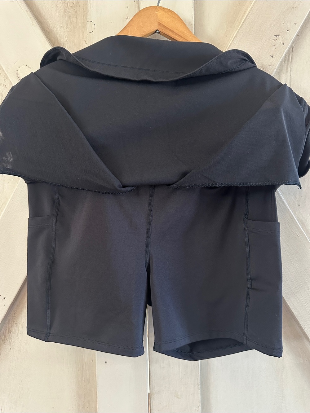 Athleta Fairway Golf Skort 18” Black Size M – Zip Pockets - Picture 4 of 7